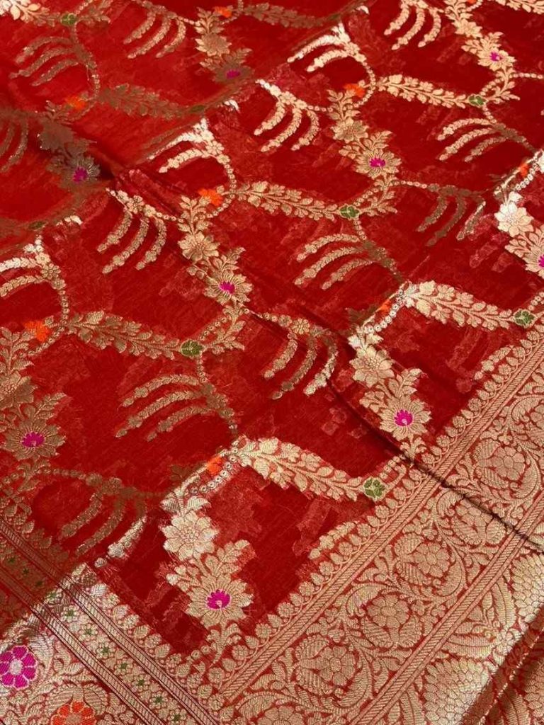 Red Cotton Silk Pure Banarasi Saree With Floral Zari Jaal Work