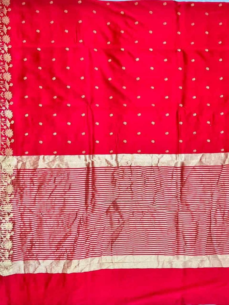 Red Chiniya Silk Pure Banarasi Saree With Beautiful Booti & Floral Zari Border Work
